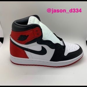 Air Jordan 1 High OG Satin Black Toe